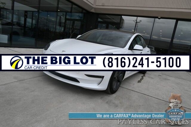 2022 Tesla Model 3 Long Range / AWD / Acceleration Boost Pkg / Front & Rear Heated Leather Seats / Heated Steering Wheel / NAV / Fixed Glass Roof / Lane Departure Alert / Bluetooth / Backup Camera / 358 Mile Range / 1-Owner Banglore
