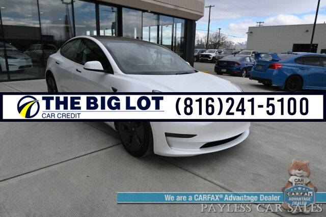 2022 Tesla Model 3 Long Range / AWD / Acceleration Boost Pkg / Front & Rear Heated Leather Seats / Heated Steering Wheel / NAV / Fixed Glass Roof / Lane Departure Alert / Bluetooth / Backup Camera / 358 Mile Range / 1-Owner Banglore