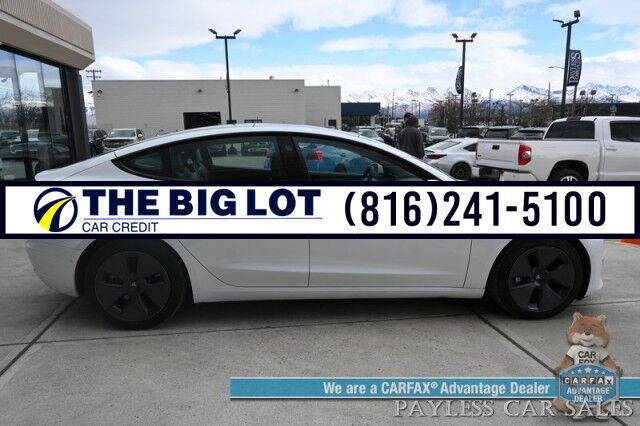 2022 Tesla Model 3 Long Range / AWD / Acceleration Boost Pkg / Front & Rear Heated Leather Seats / Heated Steering Wheel / NAV / Fixed Glass Roof / Lane Departure Alert / Bluetooth / Backup Camera / 358 Mile Range / 1-Owner Banglore