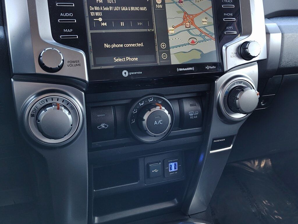 2022 Toyota 4Runner SR5 Premium Green Bay WI