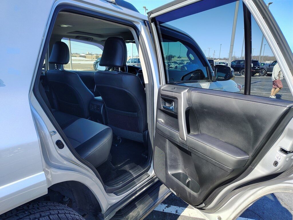 2022 Toyota 4Runner SR5 Premium Green Bay WI