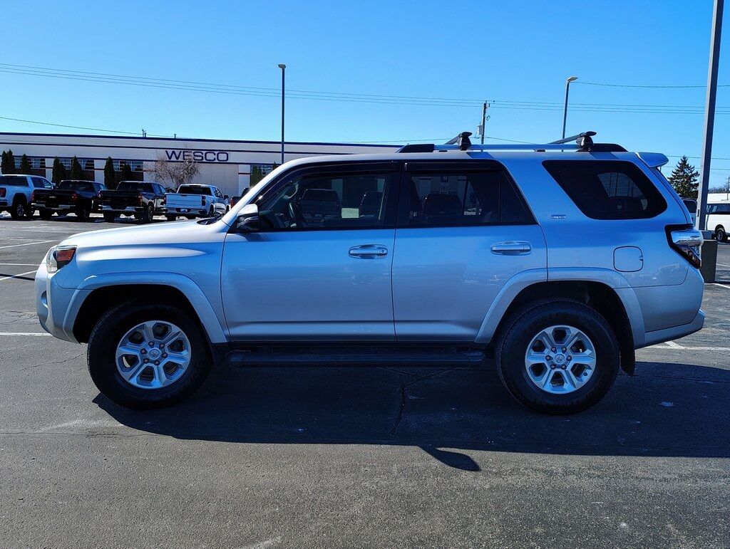 2022 Toyota 4Runner SR5 Premium Green Bay WI