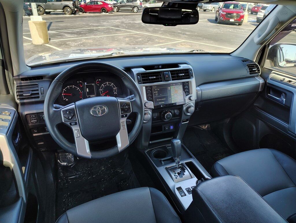 2022 Toyota 4Runner SR5 Premium Green Bay WI
