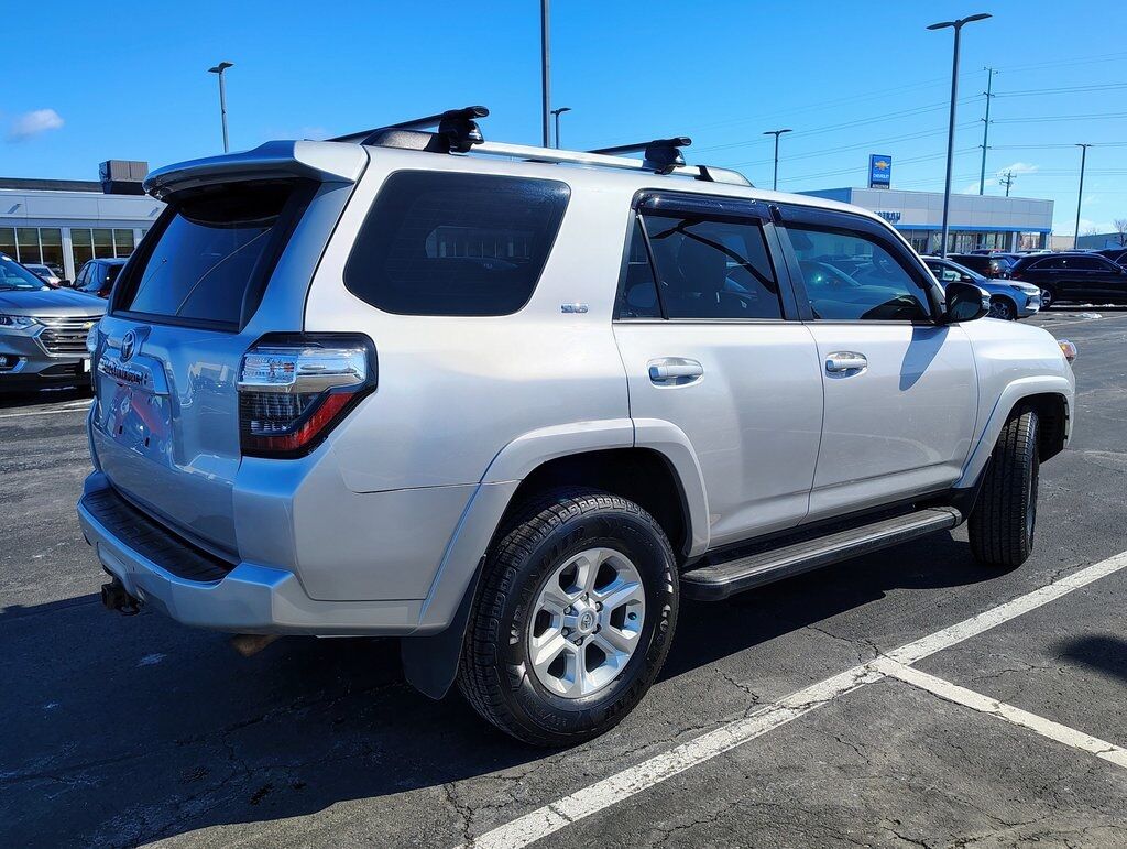 2022 Toyota 4Runner SR5 Premium Green Bay WI