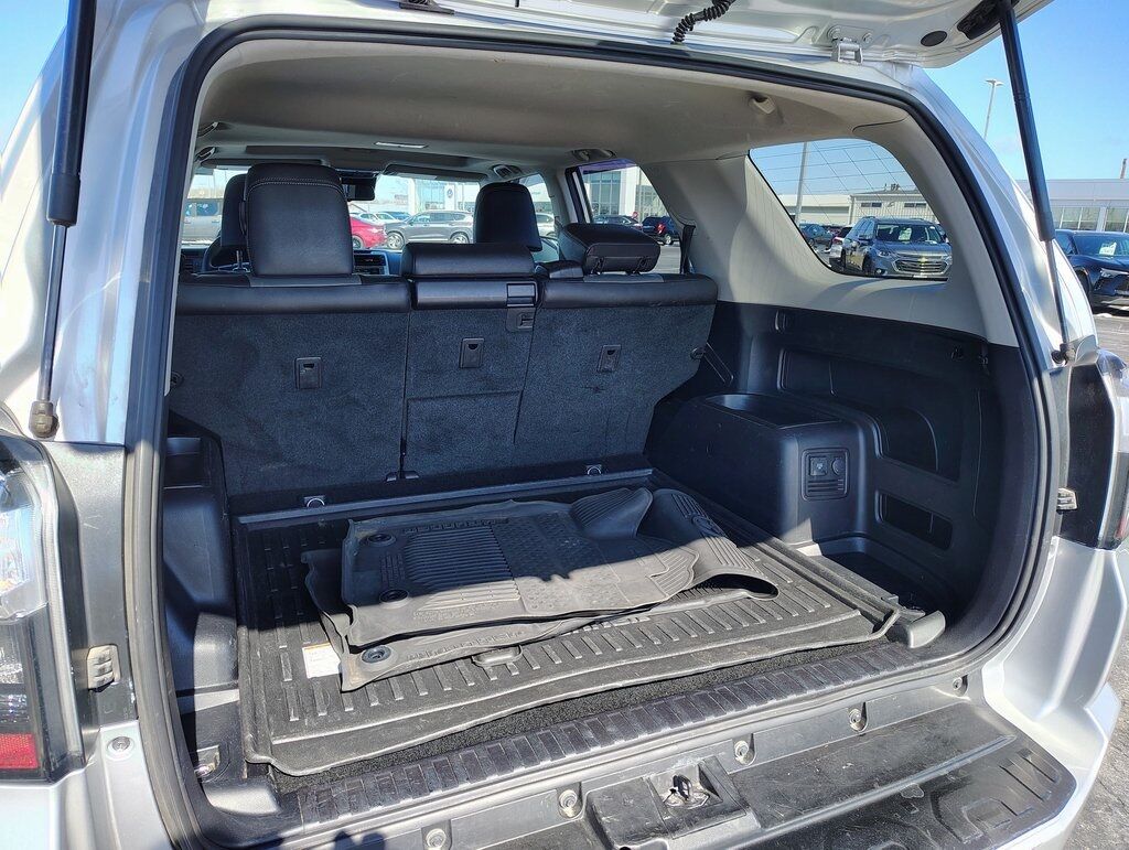 2022 Toyota 4Runner SR5 Premium Green Bay WI