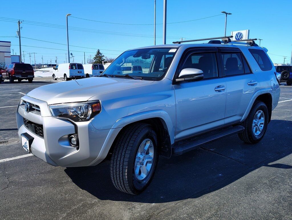 2022 Toyota 4Runner SR5 Premium Green Bay WI