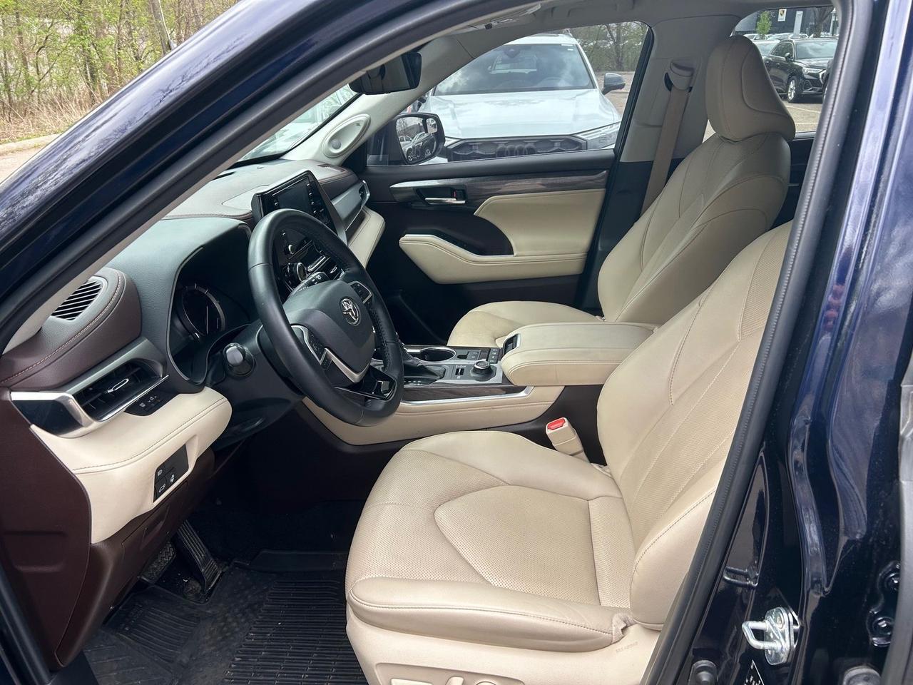 2022 Toyota Highlander Limited Oak Ridge TN