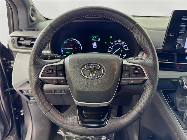 2022 Toyota Sienna XSE Quincy MA