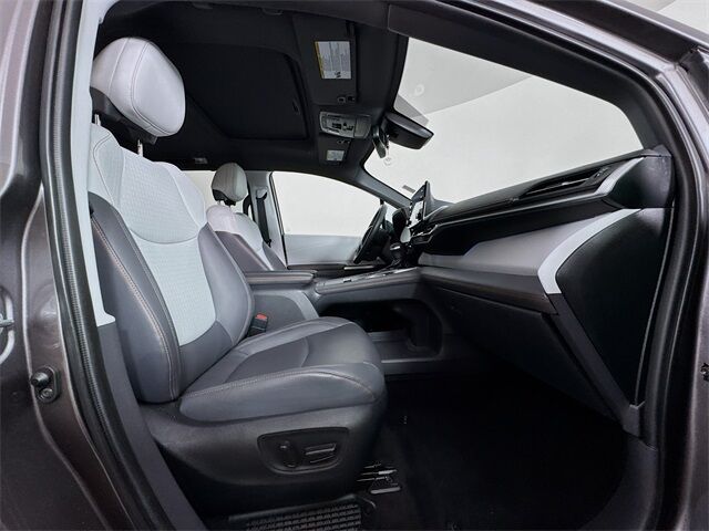 2022 Toyota Sienna XSE Quincy MA