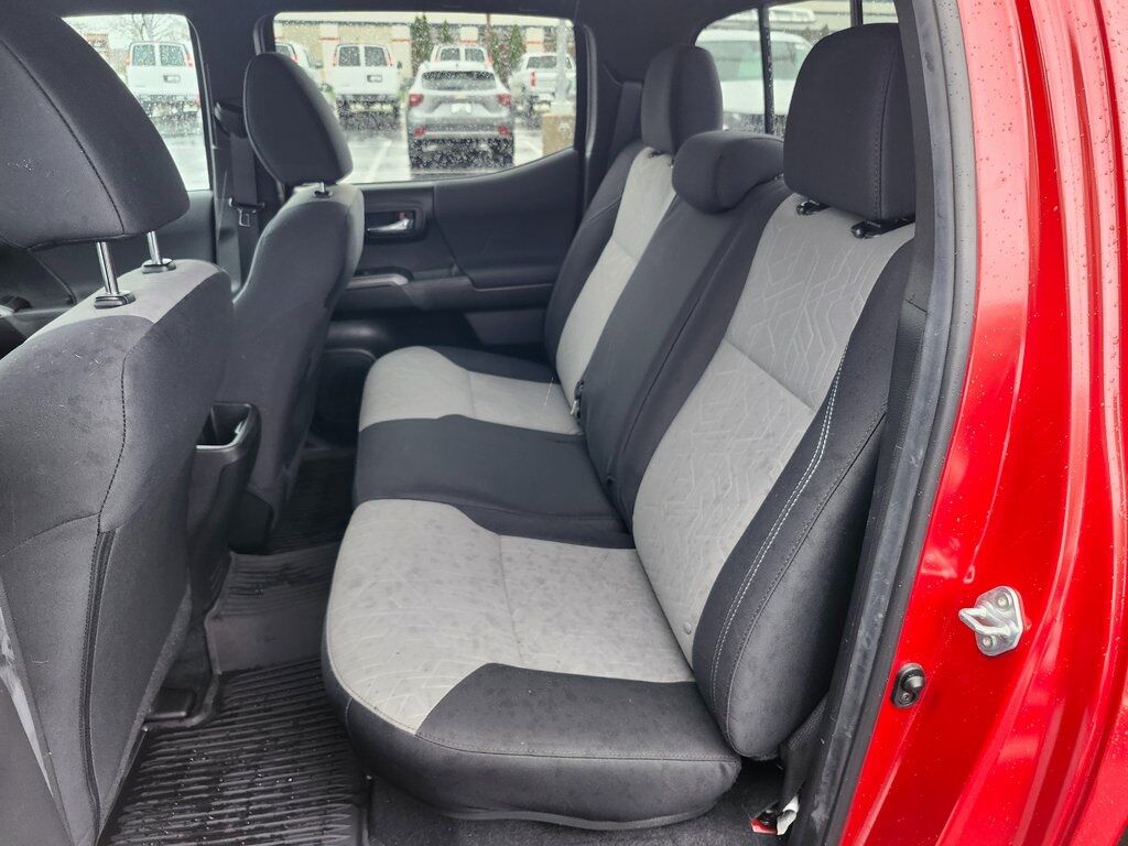 2022 Toyota Tacoma SR V6 Green Bay WI