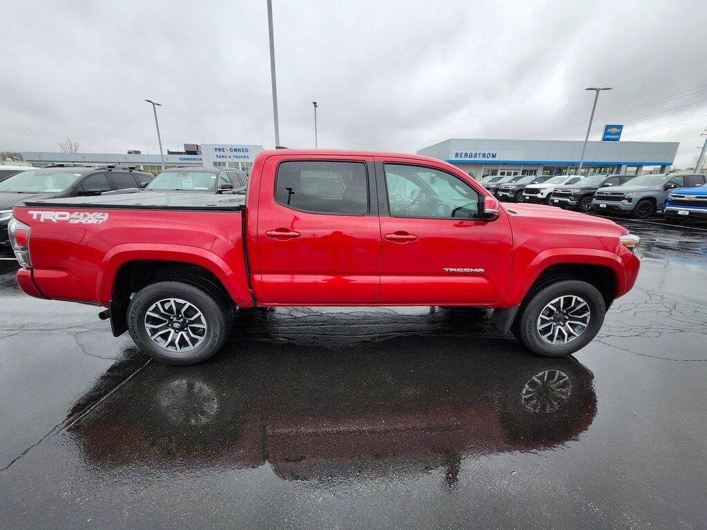 2022 Toyota Tacoma SR V6 Green Bay WI