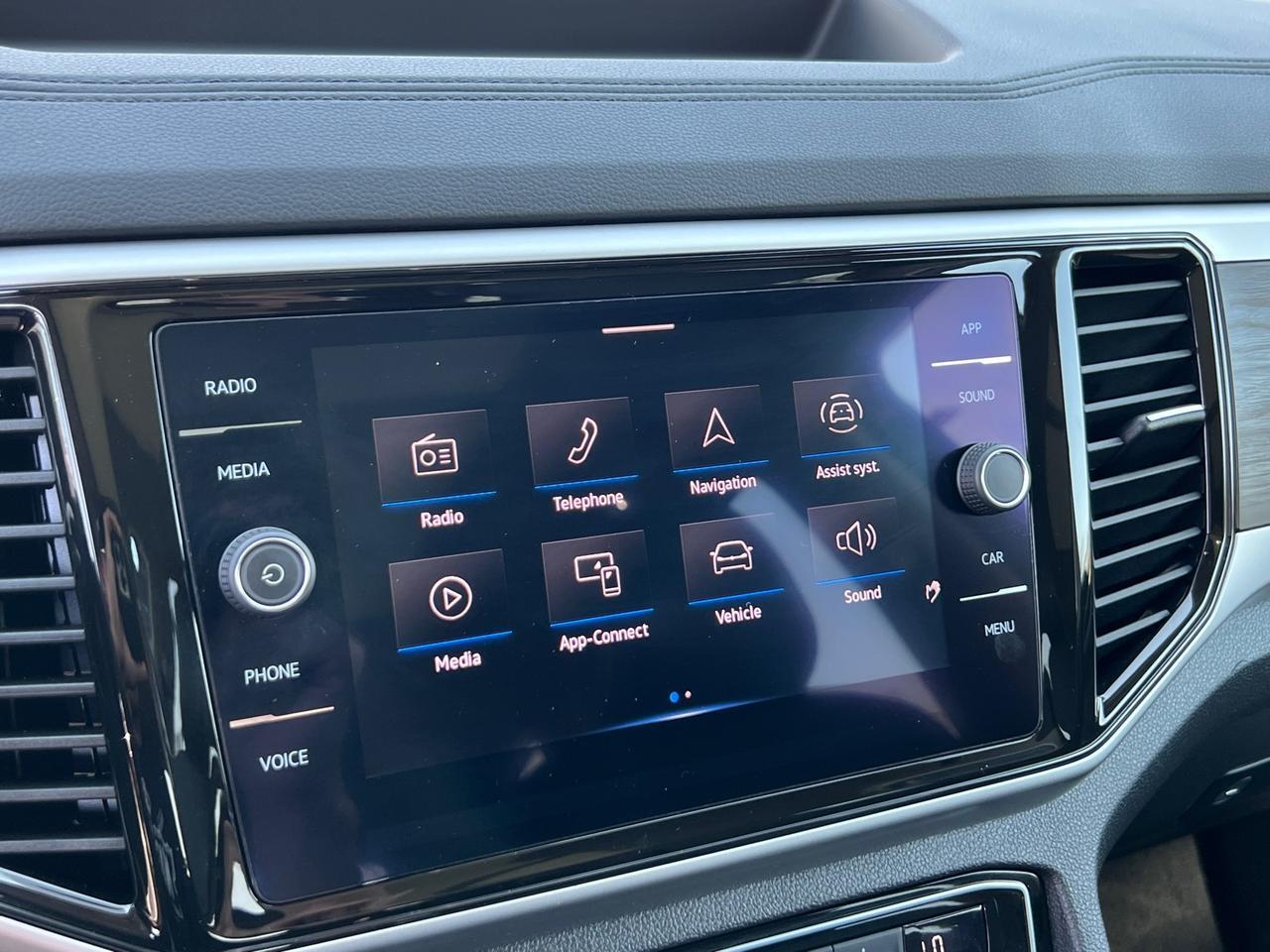 2022 Volkswagen Atlas 2.0T SE w/Technology Hagerstown MD