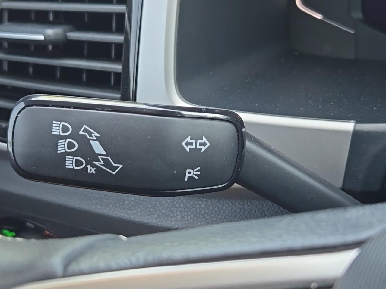 2022 Volkswagen Atlas Cross Sport 2.0T SE w/Technology Stafford VA