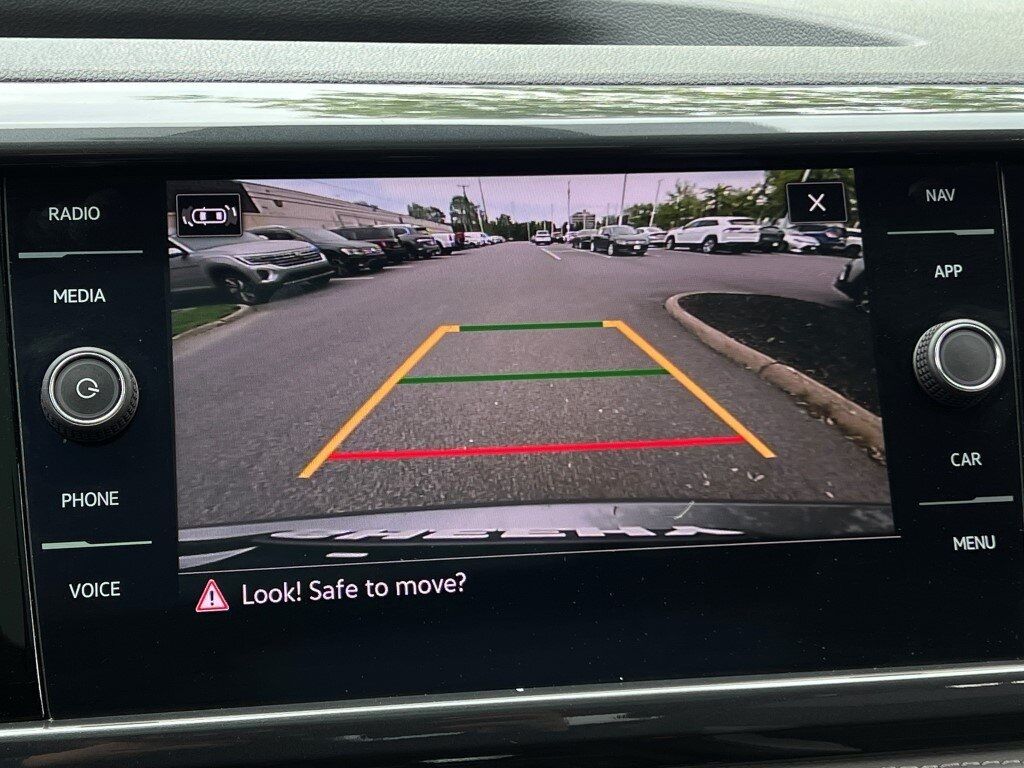 2022 Volkswagen Taos 1.5T SEL Springfield VA