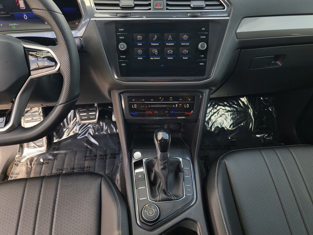 2022 Volkswagen Tiguan 2.0T SE R-Line Black Springfield VA