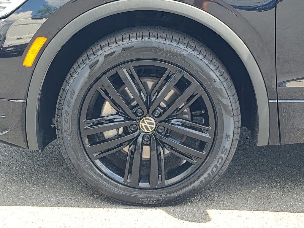2022 Volkswagen Tiguan 2.0T SE R-Line Black Springfield VA