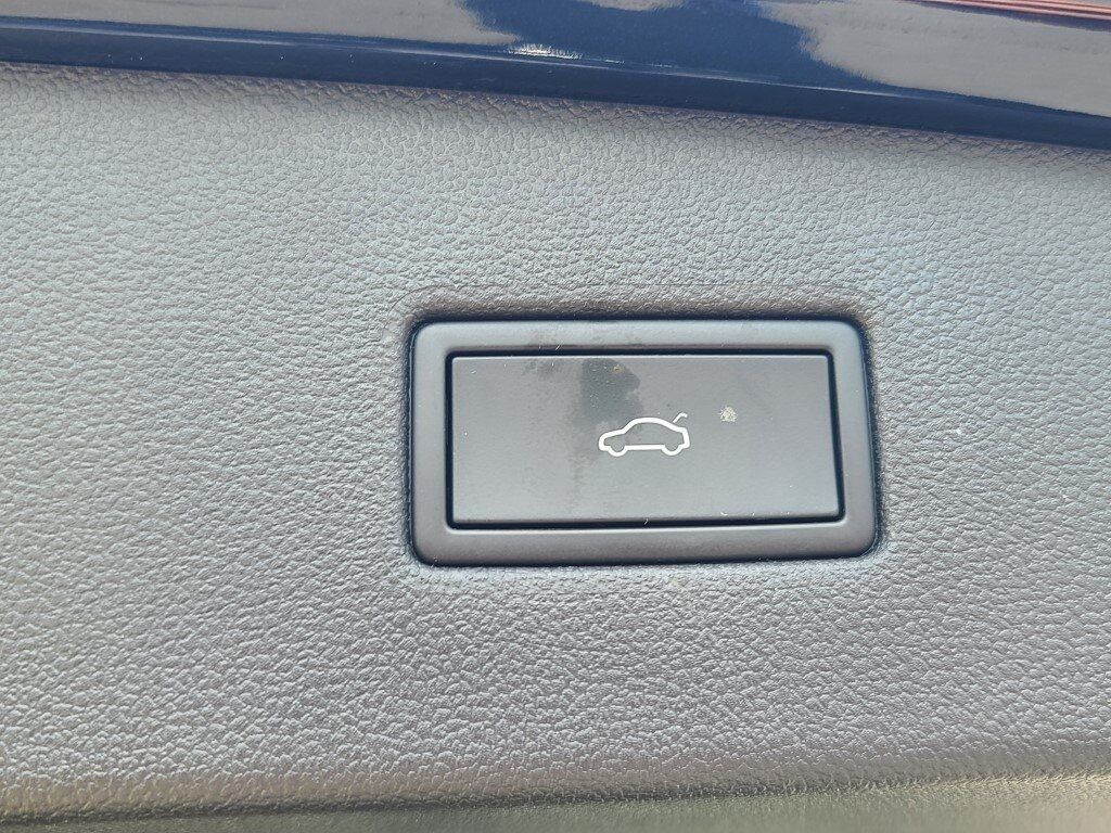 2022 Volkswagen Tiguan 2.0T SE R-Line Black Springfield VA