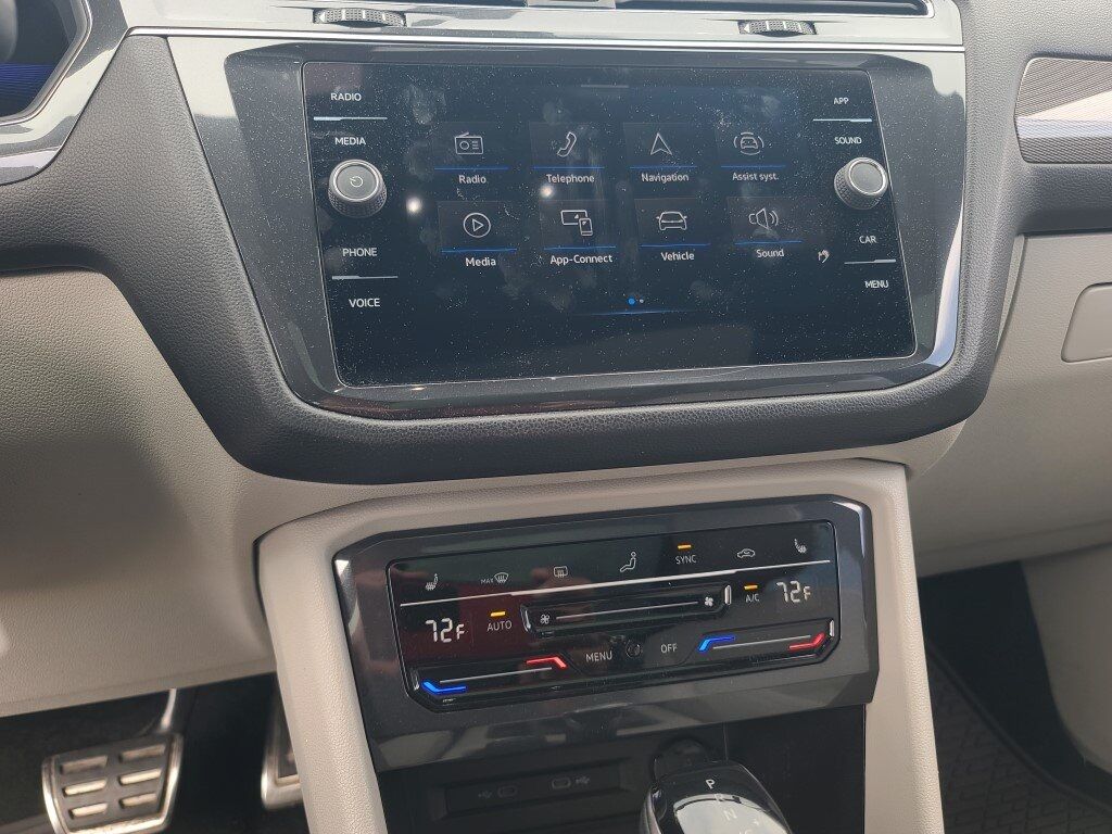 2022 Volkswagen Tiguan 2.0T SE R-Line Black Springfield VA