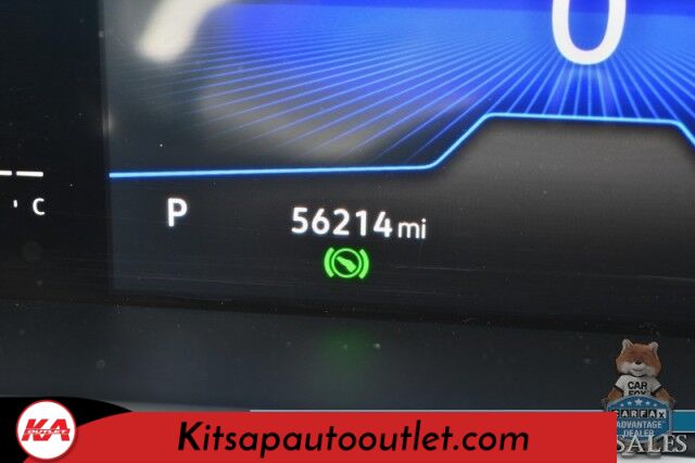 2022 Volkswagen Tiguan SE / AWD / Auto Start / Power & Heated Leather Seats / Panoramic Sunroof / Apple CarPlay & Android Auto / Back Up Camera / Power Liftgate / Keyless Entry & Start / 29 MPG / 1-Owner Banglore