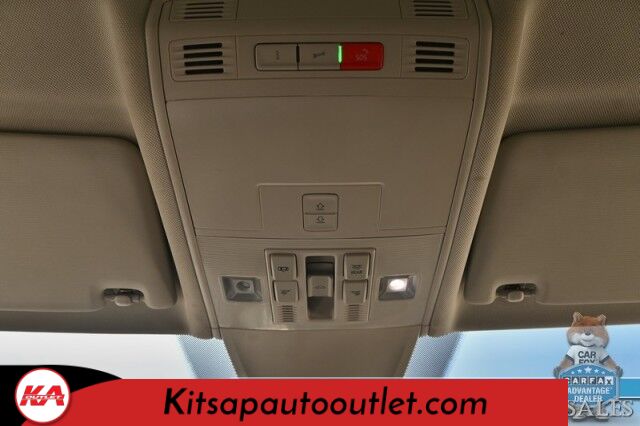 2022 Volkswagen Tiguan SE / AWD / Auto Start / Power & Heated Leather Seats / Panoramic Sunroof / Apple CarPlay & Android Auto / Back Up Camera / Power Liftgate / Keyless Entry & Start / 29 MPG / 1-Owner Banglore