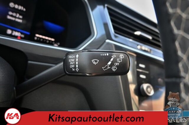 2022 Volkswagen Tiguan SE / AWD / Auto Start / Power & Heated Leather Seats / Panoramic Sunroof / Apple CarPlay & Android Auto / Back Up Camera / Power Liftgate / Keyless Entry & Start / 29 MPG / 1-Owner Banglore