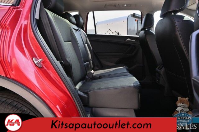 2022 Volkswagen Tiguan SE / AWD / Auto Start / Power & Heated Leather Seats / Panoramic Sunroof / Apple CarPlay & Android Auto / Back Up Camera / Power Liftgate / Keyless Entry & Start / 29 MPG / 1-Owner Banglore