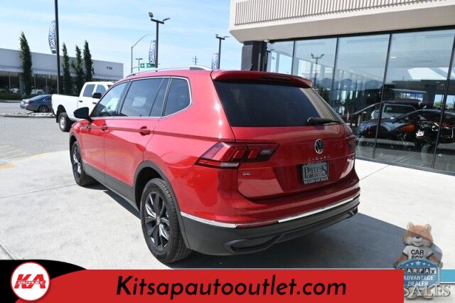 2022 Volkswagen Tiguan SE / AWD / Auto Start / Power & Heated Leather Seats / Panoramic Sunroof / Apple CarPlay & Android Auto / Back Up Camera / Power Liftgate / Keyless Entry & Start / 29 MPG / 1-Owner Banglore