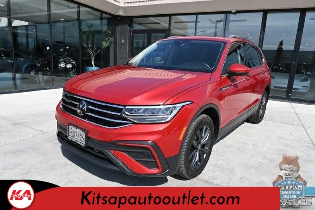 2022 Volkswagen Tiguan SE / AWD / Auto Start / Power & Heated Leather Seats / Panoramic Sunroof / Apple CarPlay & Android Auto / Back Up Camera / Power Liftgate / Keyless Entry & Start / 29 MPG / 1-Owner Banglore