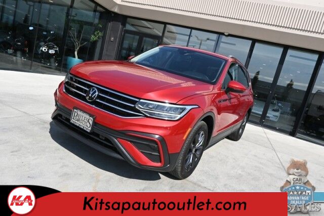 2022 Volkswagen Tiguan SE / AWD / Auto Start / Power & Heated Leather Seats / Panoramic Sunroof / Apple CarPlay & Android Auto / Back Up Camera / Power Liftgate / Keyless Entry & Start / 29 MPG / 1-Owner Banglore
