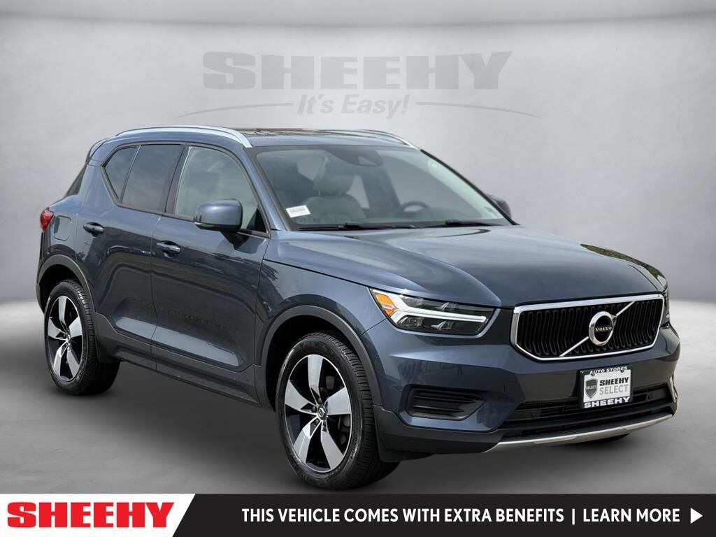 2022 Volvo XC40