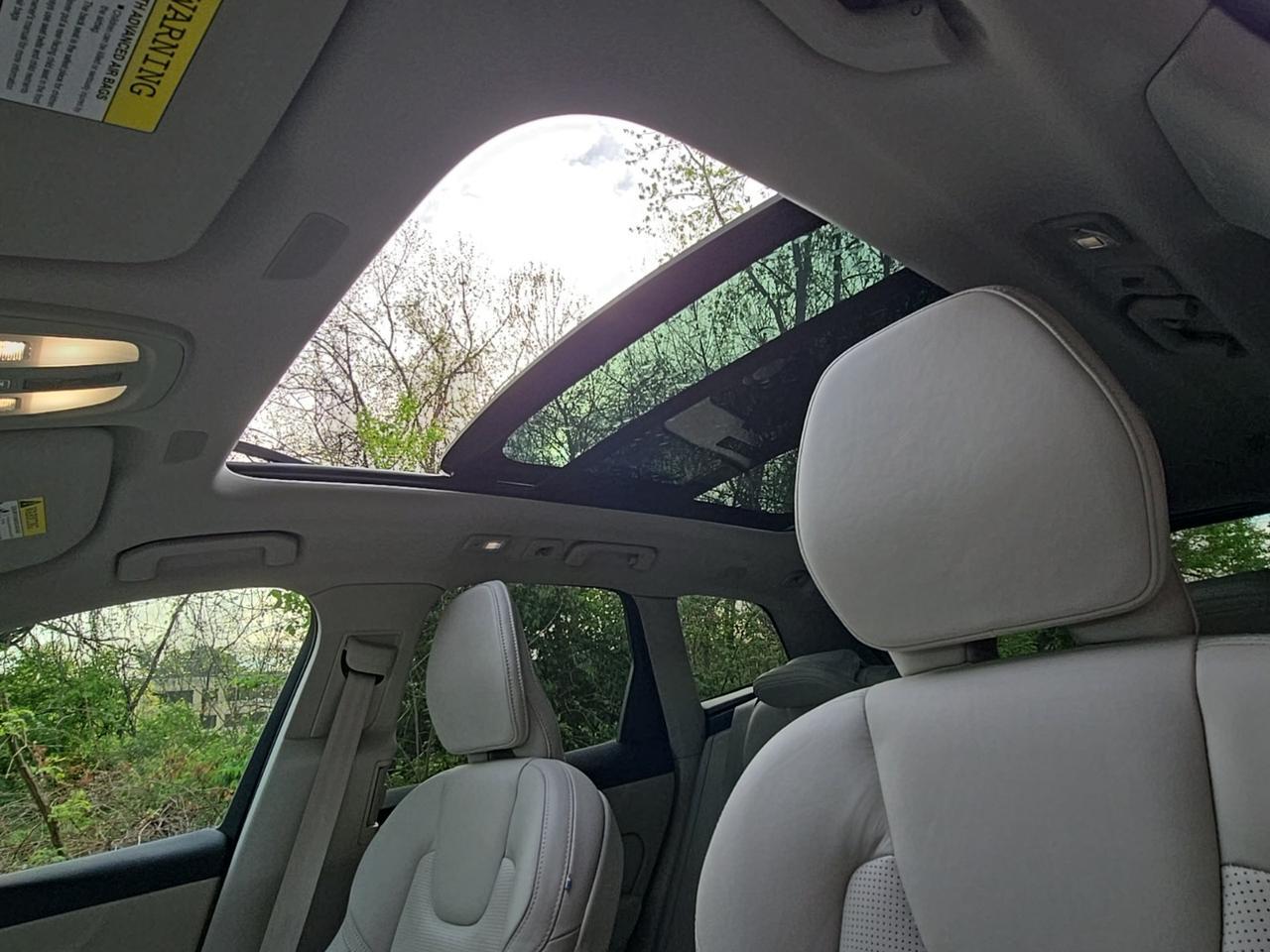 2022 Volvo XC60 Recharge Plug-In Hybrid T8 Inscription Gaithersburg MD