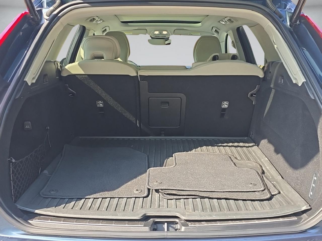 2022 Volvo XC60 Recharge Plug-In Hybrid T8 Inscription Gaithersburg MD