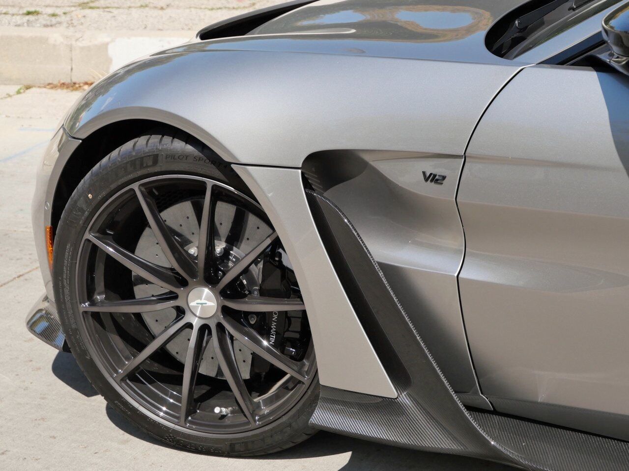 2023 Aston Martin Vantage Lawrence KS