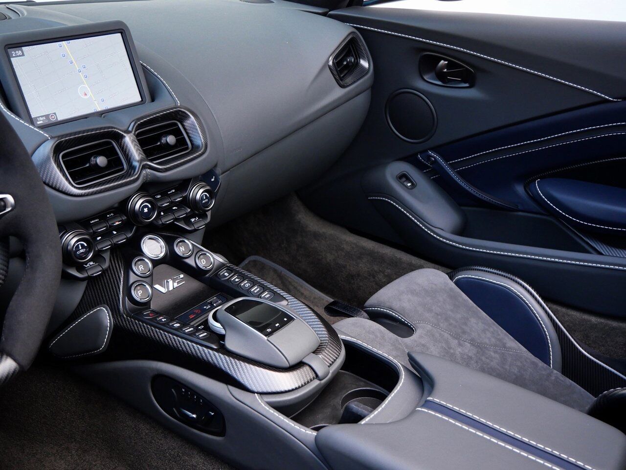 2023 Aston Martin Vantage Lawrence KS