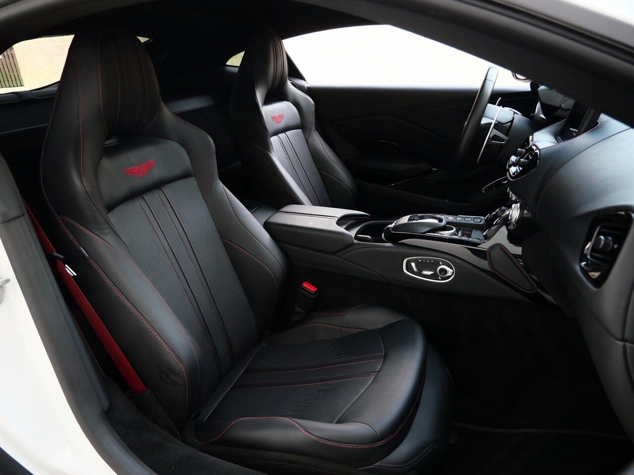 2023 Aston Martin Vantage Lawrence KS