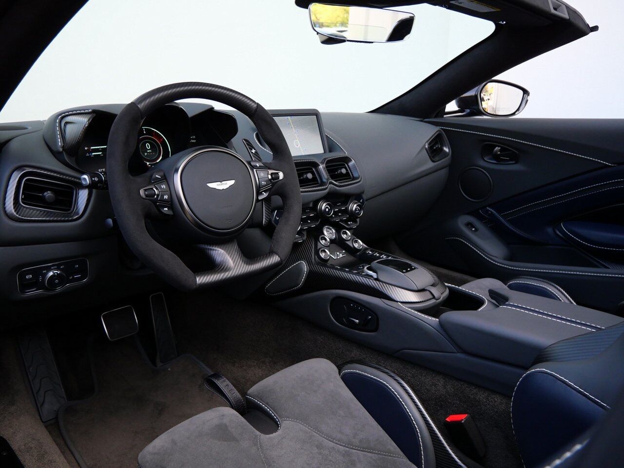 2023 Aston Martin Vantage