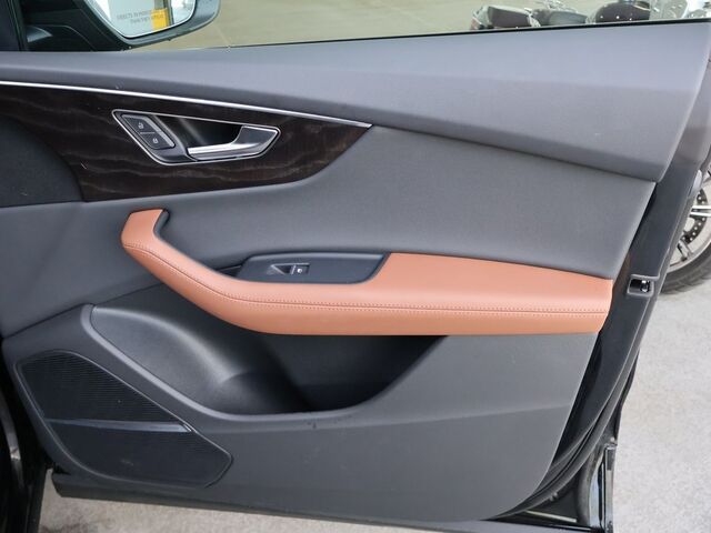 2023 Audi Q8 55 Premium Plus Merriam KS