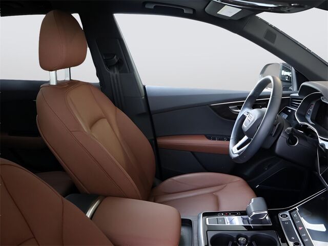 2023 Audi Q8 55 Premium Plus Merriam KS