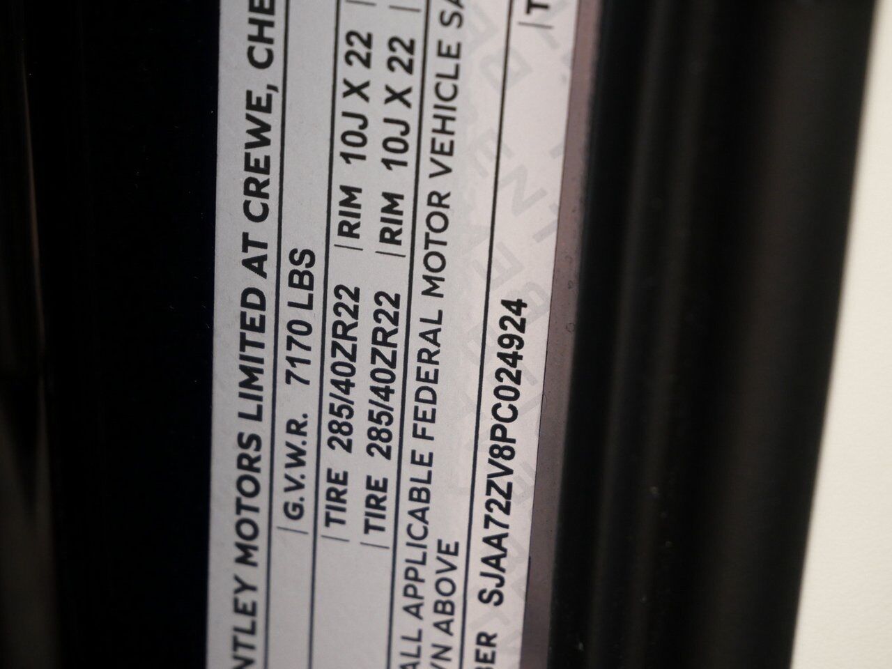 2023 Bentley Bentayga Hybrid Lawrence KS