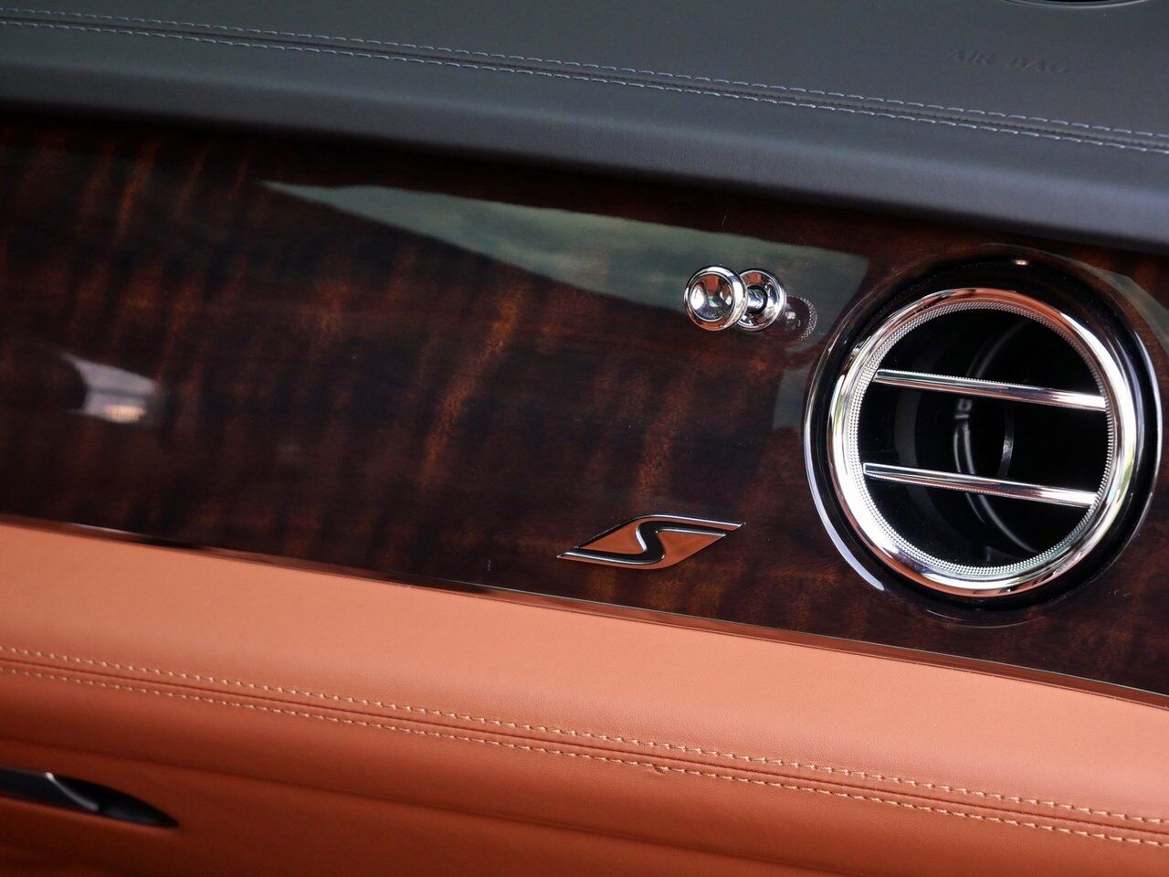 2023 Bentley Bentayga S S Lawrence KS