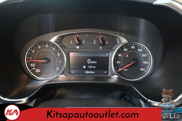 2023 Chevrolet Blazer LT / AWD / Power & Heated Leather Seats / Lane Departure & Blind Spot Alert / Forward Collision Warning / Apple CarPlay & Android Auto / Back Up Camera / Keyless Entry & Start / Block Heater / 36 MPG / 1-Owner Banglore