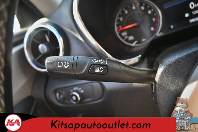2023 Chevrolet Blazer LT / AWD / Power & Heated Leather Seats / Lane Departure & Blind Spot Alert / Forward Collision Warning / Apple CarPlay & Android Auto / Back Up Camera / Keyless Entry & Start / Block Heater / 36 MPG / 1-Owner Banglore