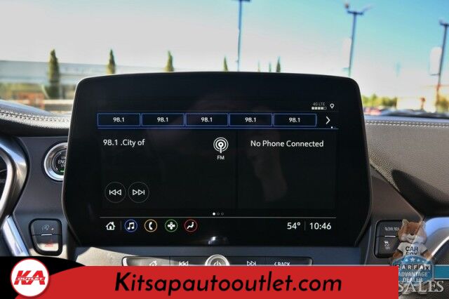 2023 Chevrolet Blazer LT / AWD / Power & Heated Leather Seats / Lane Departure & Blind Spot Alert / Forward Collision Warning / Apple CarPlay & Android Auto / Back Up Camera / Keyless Entry & Start / Block Heater / 36 MPG / 1-Owner Banglore