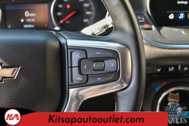 2023 Chevrolet Blazer LT / AWD / Power & Heated Leather Seats / Lane Departure & Blind Spot Alert / Forward Collision Warning / Apple CarPlay & Android Auto / Back Up Camera / Keyless Entry & Start / Block Heater / 36 MPG / 1-Owner Banglore