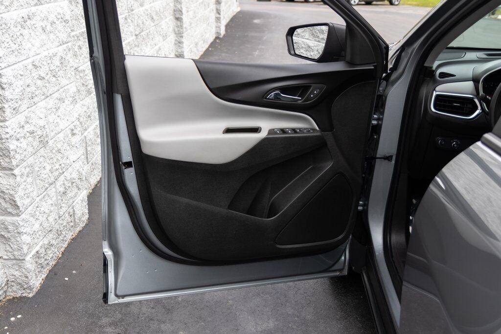 2023 Chevrolet Equinox LS Kenosha WI