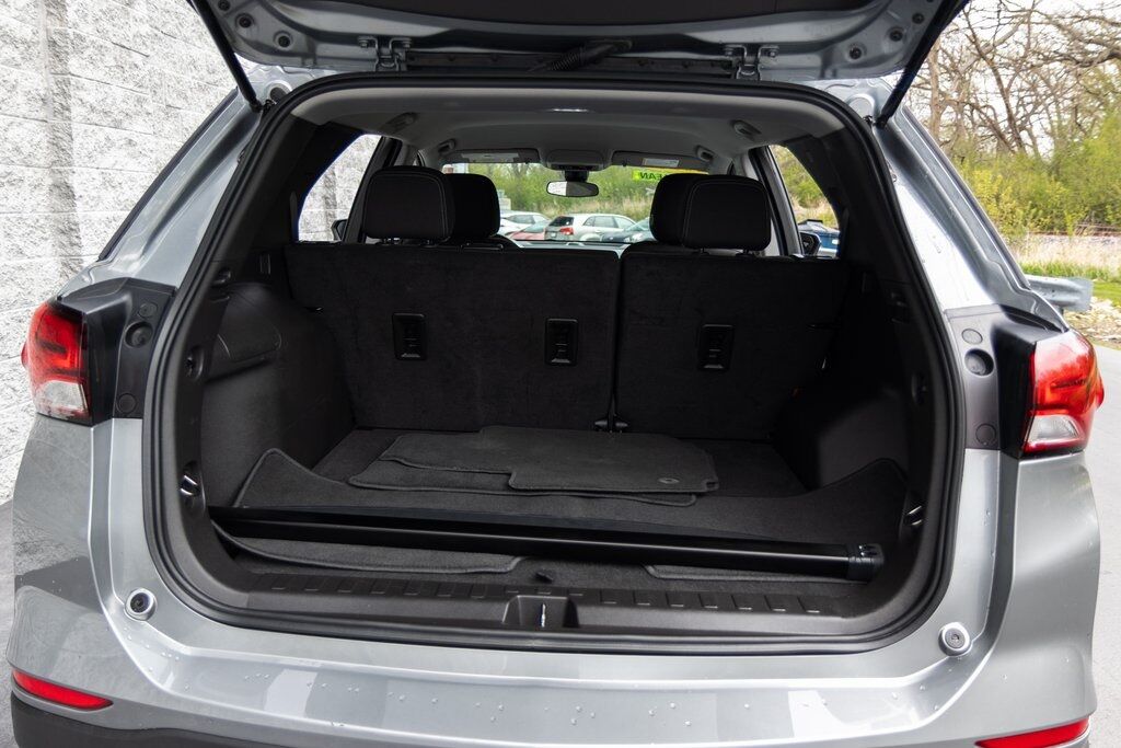 2023 Chevrolet Equinox LS Kenosha WI