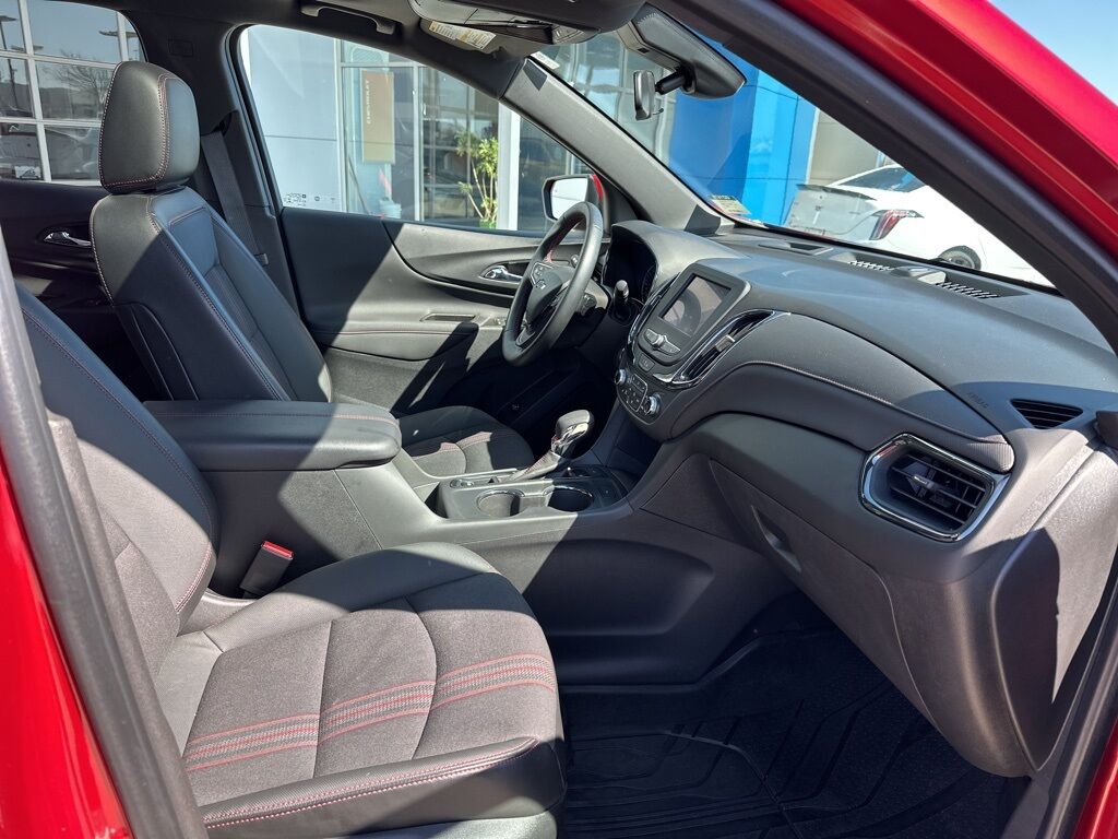 2023 Chevrolet Equinox RS Manitowoc WI