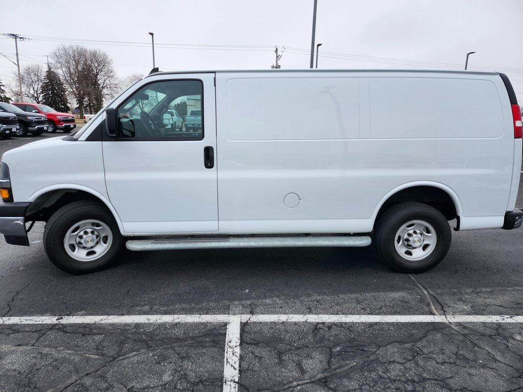 2023 Chevrolet Express 2500 Work Van Cargo Green Bay WI