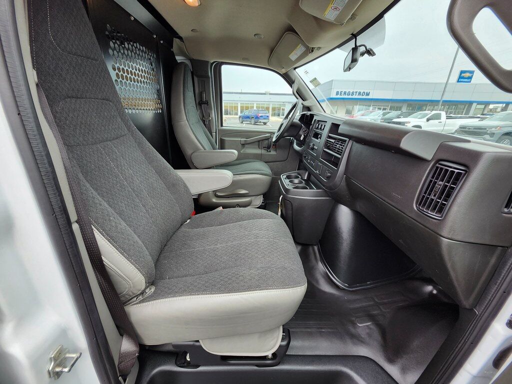 2023 Chevrolet Express 2500 Work Van Cargo Green Bay WI