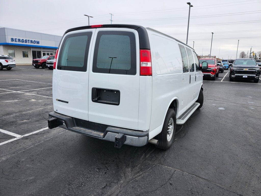 2023 Chevrolet Express 2500 Work Van Cargo Green Bay WI